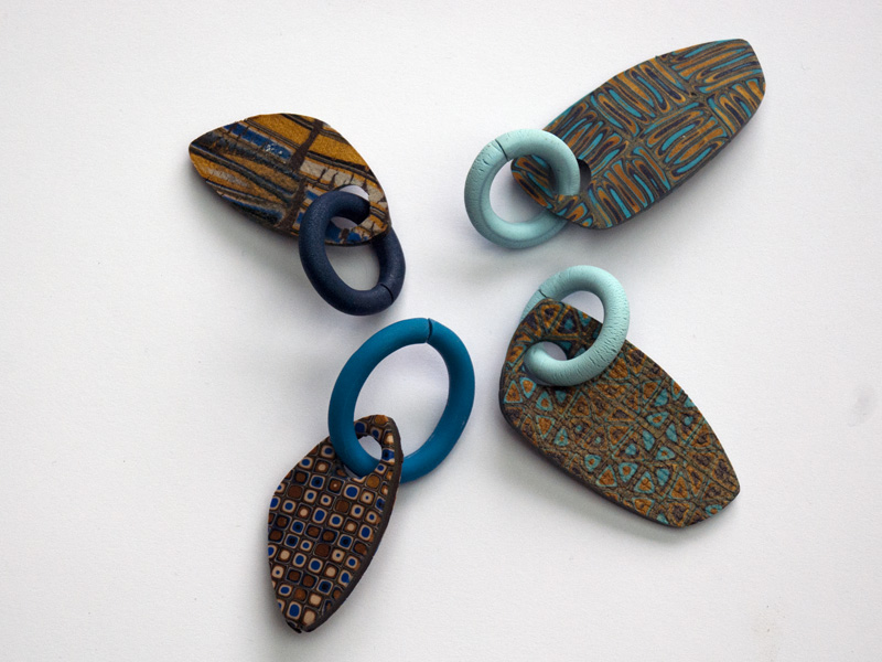 All about earrings !